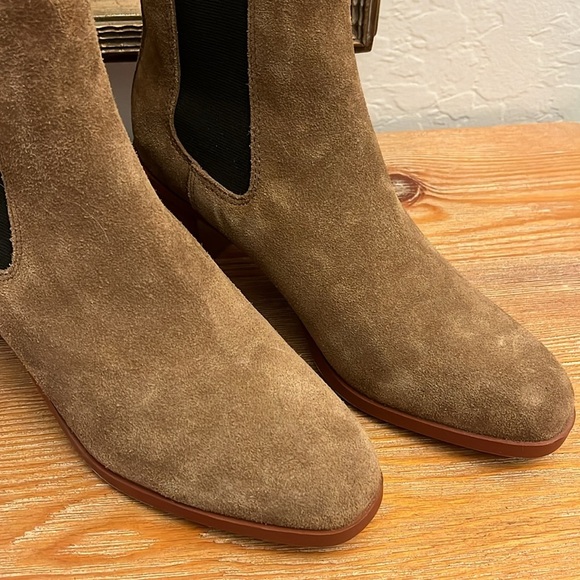 STEVE MADDEN RHIANNON Suede Leather Bootie - Size 8 - Picture 11 of 12